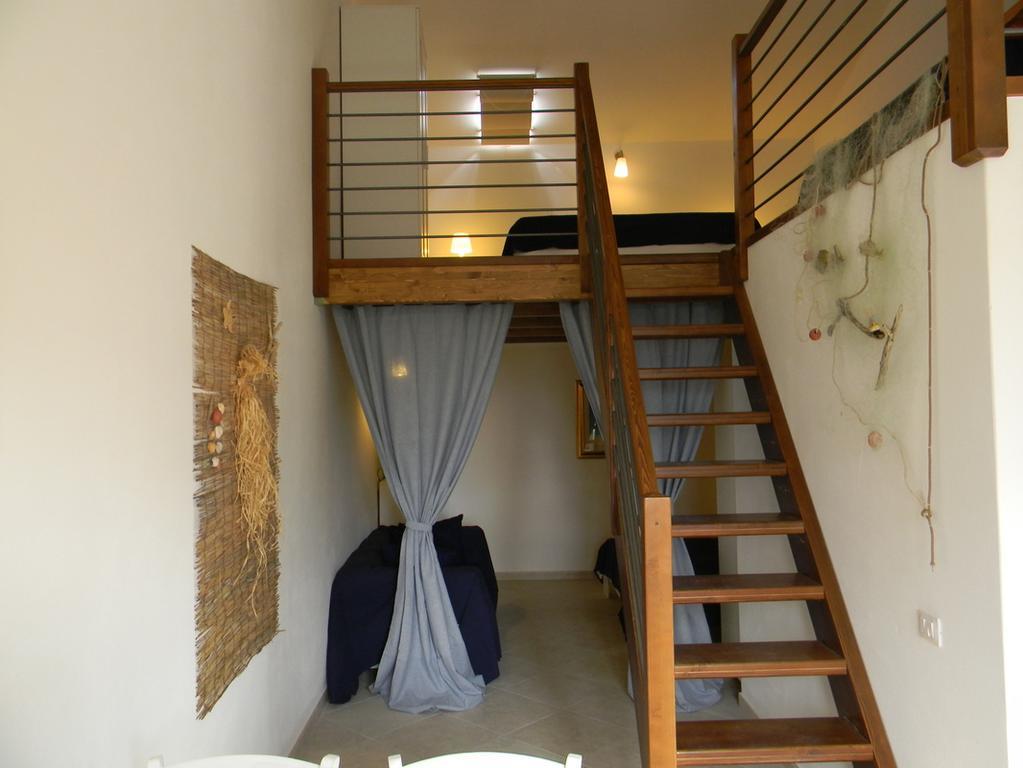 Apartamento Casa Di Livia SantʼAnna Arresi Exterior foto