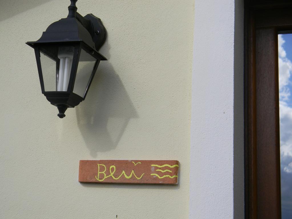 Apartamento Casa Di Livia SantʼAnna Arresi Exterior foto